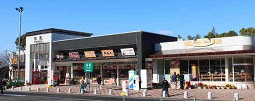 宮原サービスエリア上り線外観