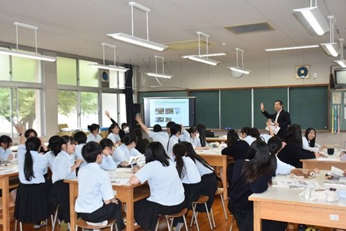昨年実施した生徒向け説明会の様子